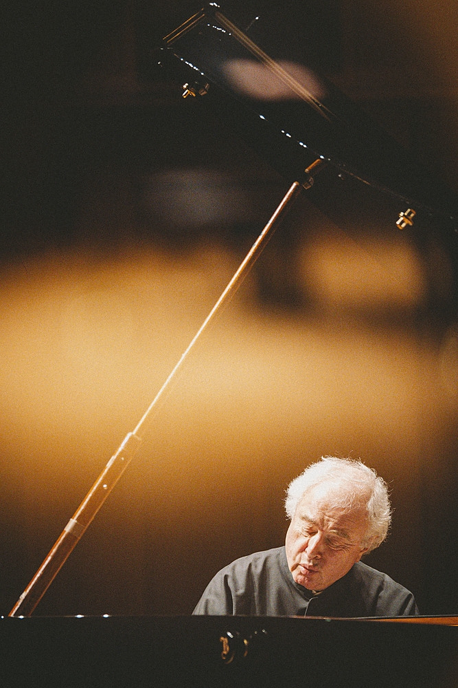 サー･アンドラーシュ･シフ